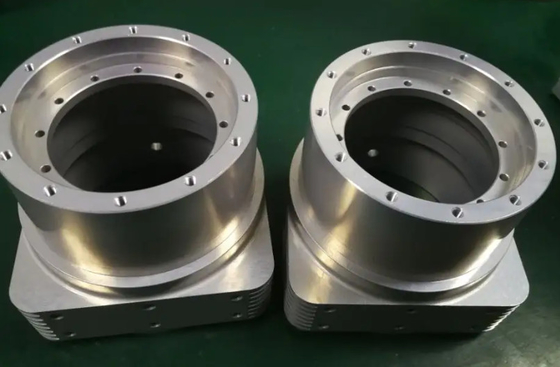 예비 품목 부속품을 기계로 가공하는 ASME 지르코늄 합금 R60702 R60705 지르코늄